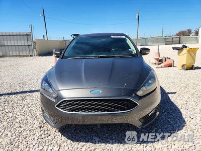 Piąte zdjęcie samochodu w środku: 2016 FORD FOCUS SE VIN:1FADP3K28GL262537 - miniatura