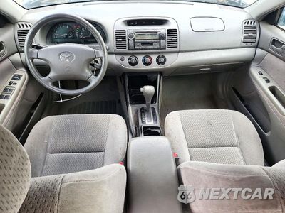 Zdjęcie 8 z 12 samochodu: 2002 TOYOTA CAMRY LE VIN:4T1BE32K82U528533 - miniatura