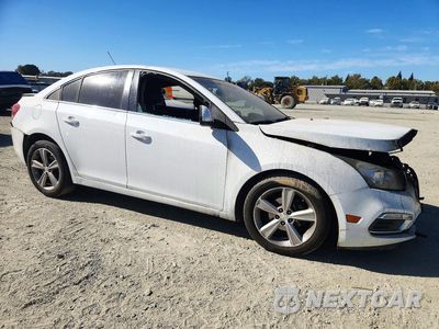 Czwarte zdjęcie samochodu z boku: 2015 CHEVROLET CRUZE LT VIN:1G1PE5SB1F7137422 - miniatura