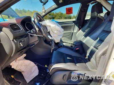 Zdjęcie 7 z 12 samochodu: 2014 VOLKSWAGEN GTI VIN:WVWHD7AJ3EW008623 - miniatura