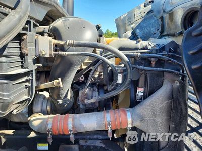 Zdjęcie 10 z 13 samochodu: 2014 FREIGHTLINER CASCADIA SEMI TRUCK VIN:1FUJGBDV4ELFK7039 - miniatura