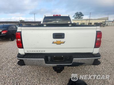Zdjęcie 6 z 12 samochodu: 2018 CHEVROLET SILVERADO K2500 HEAVY DUTY VIN:1GC1KUEG4JF270407 - miniatura