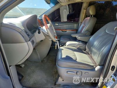 Zdjęcie 7 z 13 samochodu: 2008 TOYOTA SIENNA XLE LIMITED VIN:5TDBK22C48S014448 - miniatura