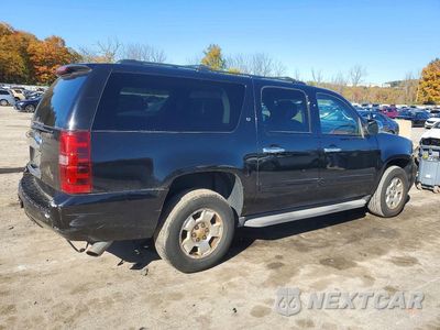 Trzecie zdjęcie samochodu z tyłu: 2013 CHEVROLET SUBURBAN K1500 LT VIN:1GNSKJE70DR123451 - miniatura