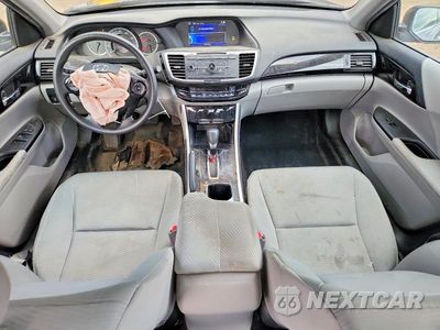 Zdjęcie 8 z 12 samochodu: 2016 HONDA ACCORD LX VIN:1HGCR2F30GA085198 - miniatura