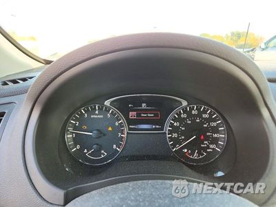 Zdjęcie 9 z 12 samochodu: 2016 NISSAN ALTIMA 2.5 S VIN:1N4AL3AP4GN343910 - miniatura