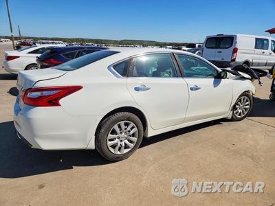 Trzecie zdjęcie samochodu z tyłu: 2016 NISSAN ALTIMA 2.5 S VIN:1N4AL3AP7GN381860 - miniatura