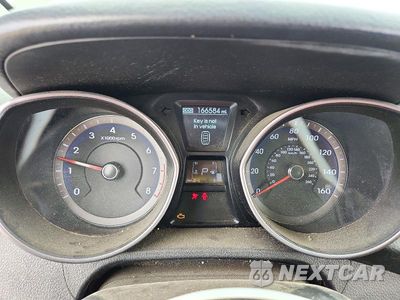 Zdjęcie 9 z 12 samochodu: 2014 HYUNDAI ELANTRA GT BASE VIN:KMHD35LH7EU188227 - miniatura