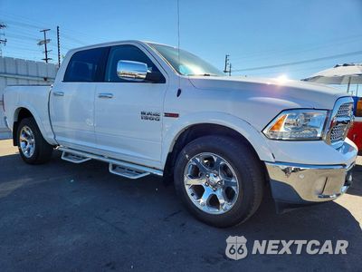 Czwarte zdjęcie samochodu z boku: 2018 RAM 1500 LARAMIE VIN:1C6RR7NM6JS256786 - miniatura