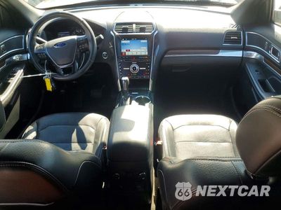 Zdjęcie 8 z 13 samochodu: 2017 FORD EXPLORER LIMITED VIN:1FM5K8FH0HGD83223 - miniatura