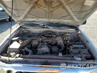 Zdjęcie 11 z 12 samochodu: 2002 TOYOTA TACOMA DOUBLE CAB PRERUNNER VIN:5TEGM92N22Z043550 - miniatura