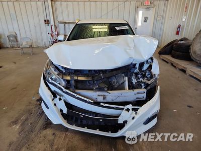 Piąte zdjęcie samochodu w środku: 2020 NISSAN ALTIMA S VIN:1N4BL4BV8LC228725 - miniatura