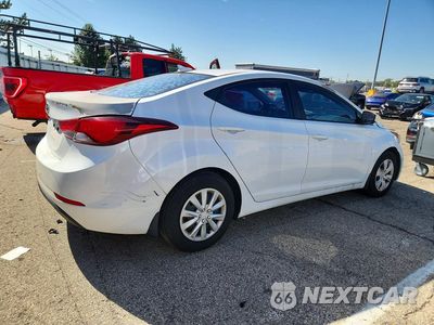 Trzecie zdjęcie samochodu z tyłu: 2016 HYUNDAI ELANTRA SE VIN:5NPDH4AE3GH771707 - miniatura