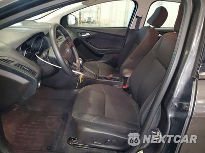 Zdjęcie 7 z 13 samochodu: 2016 FORD FOCUS SE VIN:1FADP3K25GL391724 - miniatura