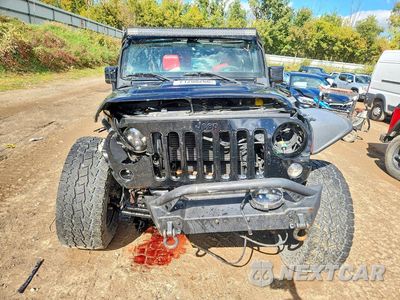 Piąte zdjęcie samochodu w środku: 2015 JEEP WRANGLER UNLIMITED SAHARA VIN:1C4BJWEG2FL748951 - miniatura