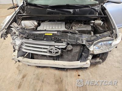 Zdjęcie 12 z 14 samochodu: 2008 TOYOTA HIGHLANDER BASE VIN:JTEES41AX82040953 - miniatura