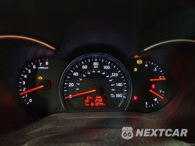 Zdjęcie 9 z 14 samochodu: 2014 KIA SORENTO LX VIN:5XYKT4A76EG462602 - miniatura