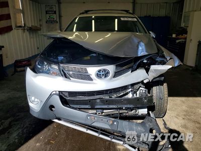 Piąte zdjęcie samochodu w środku: 2013 TOYOTA RAV4 XLE VIN:JTMRFREV4DD036576 - miniatura