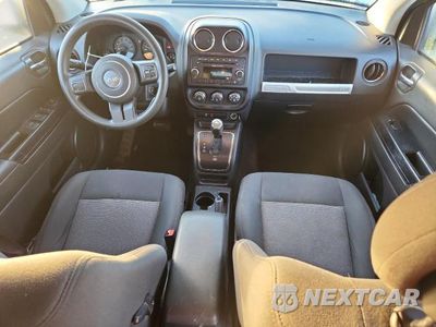 Zdjęcie 8 z 13 samochodu: 2015 JEEP COMPASS SPORT VIN:1C4NJDBB5FD316827 - miniatura