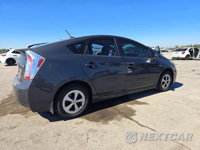 Trzecie zdjęcie samochodu z tyłu: 2012 TOYOTA PRIUS THREE VIN:JTDKN3DU9C5408996 - miniatura