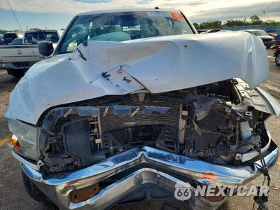 Zdjęcie 11 z 12 samochodu: 2015 RAM 2500 SLT CREW CAB 169