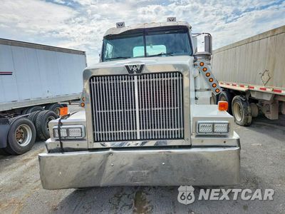 Piąte zdjęcie samochodu w środku: 2000 WESTERN STAR/AUTO CAR CONVENTIONAL VIN:2WKPDDCJ7YK961141 - miniatura