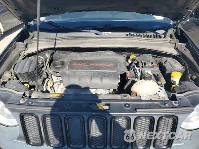 Zdjęcie 12 z 13 samochodu: 2017 JEEP RENEGADE LATITUDE VIN:ZACCJABB0HPG00876 - miniatura