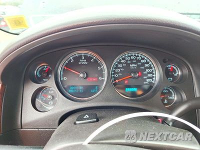 Zdjęcie 9 z 13 samochodu: 2013 CHEVROLET SUBURBAN K1500 LTZ VIN:1GNSKKE76DR285204 - miniatura