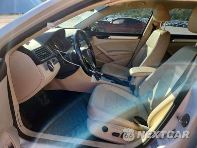 Zdjęcie 7 z 12 samochodu: 2019 VOLKSWAGEN PASSAT WOLFSBURG VIN:1VWLA7A30KC001630 - miniatura