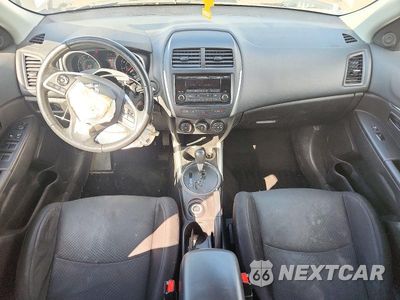 Zdjęcie 8 z 13 samochodu: 2014 MITSUBISHI OUTLANDER SPORT ES VIN:4A4AR3AU4EE020624 - miniatura