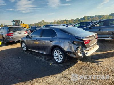 Drugie zdjęcie samochodu z przodu: 2020 TOYOTA CAMRY LE VIN:4T1C11AK9LU867101 - miniatura