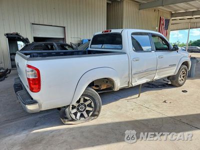 Trzecie zdjęcie samochodu z tyłu: 2006 TOYOTA TUNDRA DOUBLE CAB SR5 VIN:5TBET34166S552585 - miniatura