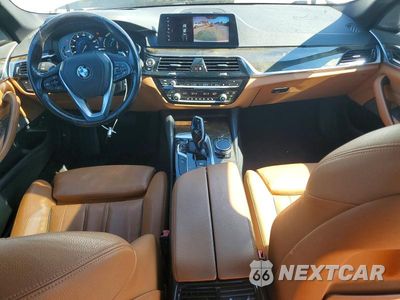 Zdjęcie 8 z 12 samochodu: 2018 BMW 530E VIN:WBAJA9C56JB253016 - miniatura