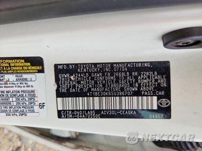 Zdjęcie 12 z 12 samochodu: 2005 TOYOTA CAMRY XLE VIN:4T1BE30K65U386707 - miniatura