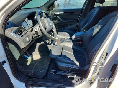 Zdjęcie 7 z 13 samochodu: 2018 BMW X1 XDRIVE28I VIN:WBXHT3C30J3H33284 - miniatura