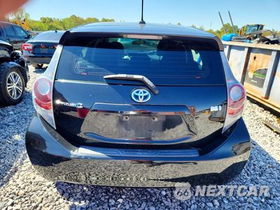Zdjęcie 6 z 12 samochodu: 2012 TOYOTA PRIUS C FOUR VIN:JTDKDTB31C1030239 - miniatura