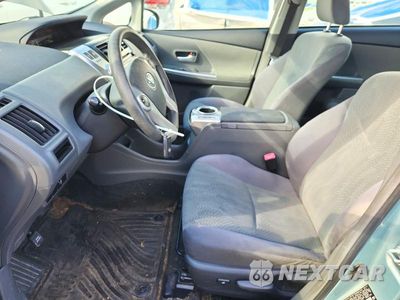 Zdjęcie 7 z 12 samochodu: 2014 TOYOTA PRIUS V THREE VIN:JTDZN3EU6EJ002147 - miniatura