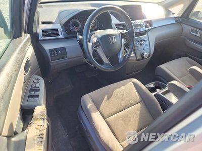Zdjęcie 8 z 13 samochodu: 2012 HONDA ODYSSEY EX VIN:5FNRL5H4XCB074759 - miniatura