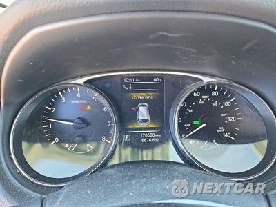 Zdjęcie 9 z 13 samochodu: 2016 NISSAN ROGUE SL VIN:5N1AT2MT9GC915140 - miniatura