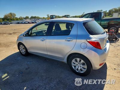 Drugie zdjęcie samochodu z przodu: 2013 TOYOTA YARIS 5-DOOR LE VIN:JTDKTUD39DD556995 - miniatura