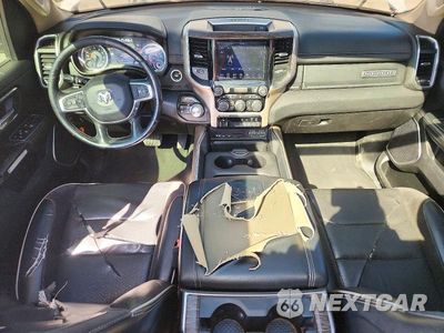 Zdjęcie 8 z 12 samochodu: 2019 RAM 1500 LARAMIE VIN:1C6SRFJT7KN801841 - miniatura