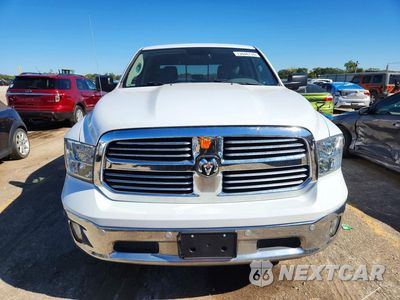 Piąte zdjęcie samochodu w środku: 2017 RAM 1500 SLT VIN:1C6RR7LGXHS828627 - miniatura