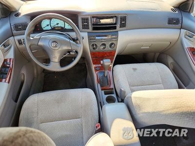 Zdjęcie 8 z 12 samochodu: 2004 TOYOTA COROLLA LE VIN:1NXBR32E34Z336132 - miniatura