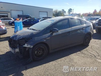 2015 TOYOTA PRIUS THREE JTDKN3DU1F0433960 - główne zdjęcie licytacji z USA - miniatura
