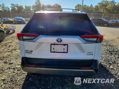 Zdjęcie 6 z 13 samochodu: 2019 TOYOTA RAV4 XSE VIN:JTMEWRFV8KD518798 - miniatura