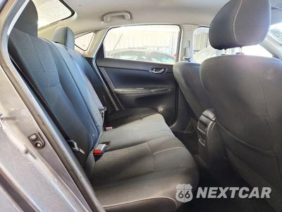 Zdjęcie 10 z 13 samochodu: 2018 NISSAN SENTRA S VIN:3N1AB7AP2JY285720 - miniatura