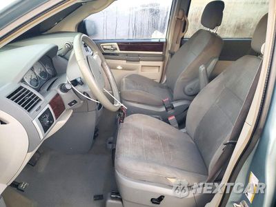 Zdjęcie 7 z 13 samochodu: 2010 CHRYSLER TOWN & COUNTRY TOURING VIN:2A4RR5D10AR373392 - miniatura