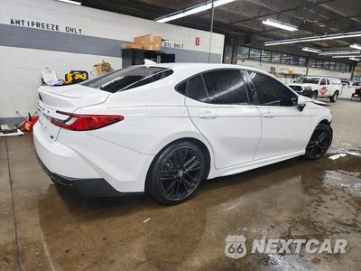 Trzecie zdjęcie samochodu z tyłu: 2025 TOYOTA CAMRY SE VIN:4T1DAACK6SU005681 - miniatura