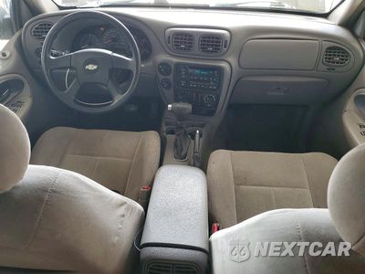 Zdjęcie 8 z 13 samochodu: 2006 CHEVROLET TRAILBLAZER LS VIN:1GNDT13S262328357 - miniatura
