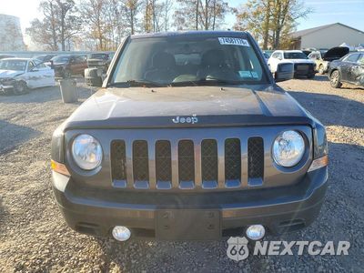 Piąte zdjęcie samochodu w środku: 2016 JEEP PATRIOT SPORT VIN:1C4NJRBB4GD632346 - miniatura